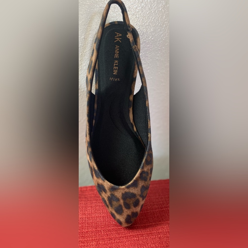 NWT… ANN KLEIN LEOPARD SLINGBACK FLATS - Picture 11 of 16